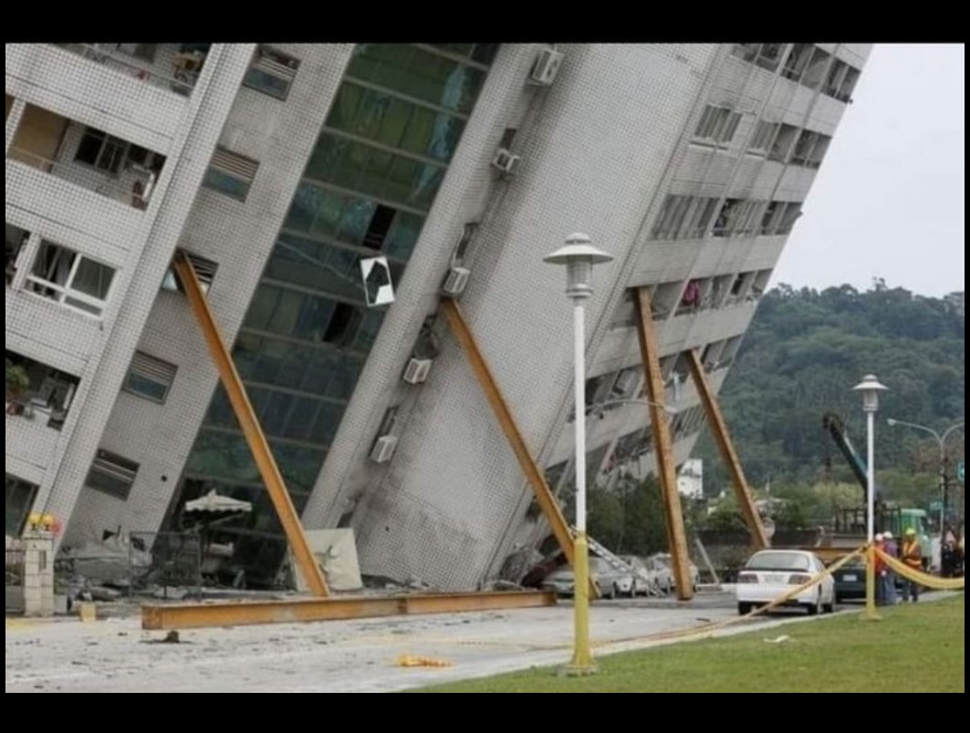 OVO NIJE PHOTOSHOP! LJUDI SE HVATAJU ZA GLAVU: Kad vidite sliku broj 4. NEĆE VAM BITI DOBRO