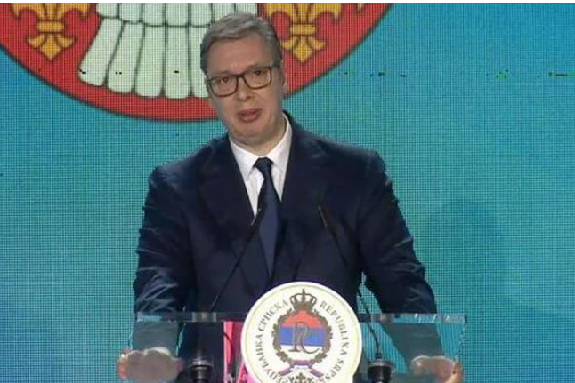 Vučić se oglasio: EVO ŠTA SU PRONAŠLI U UKRADENOM AUTU IZ BiH