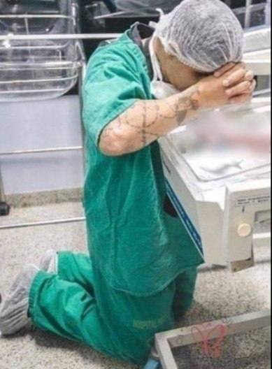 “Medicinska sestra nam rekla da je naša beba AB krvna grupa”