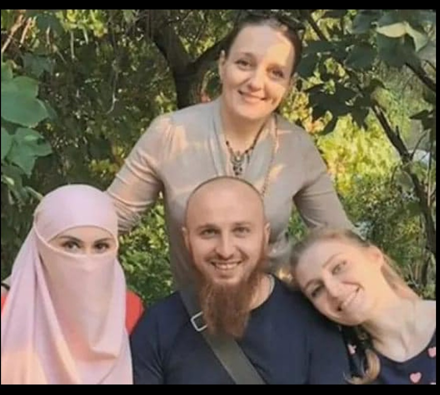IVAN IZ RUSIJE IMA 3 ŽENE, ŽELI 50 DJECE – ČEKAJTE DA MU VIDITE KUĆU: 1 detalj ZGROZIO javnost (VIDEO)