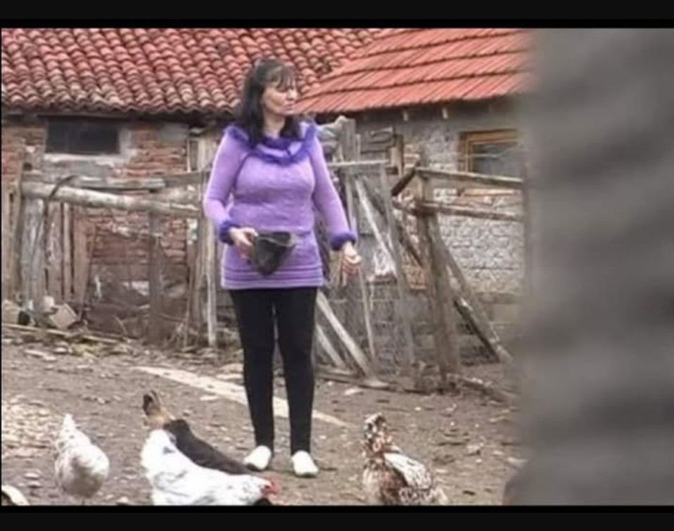 POUČNA PRIČA: Stidio se majke zbog posla koji je radila da ih prehrani