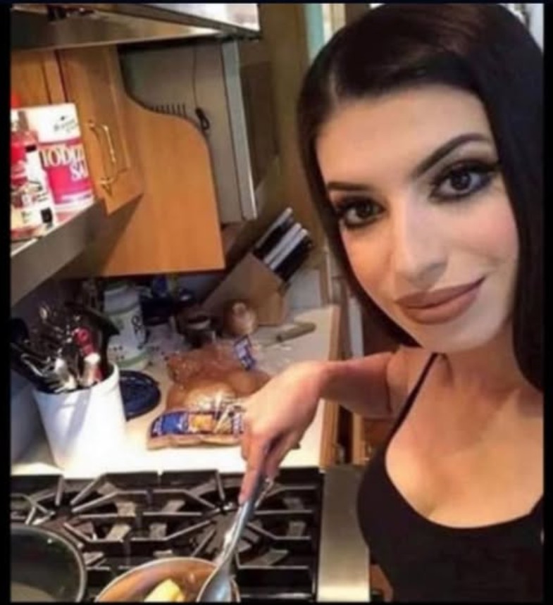 DEČKO JE ODMAH OSTAVIO ZBOG OVE SLIKE: Poslala selfi ali zbog 1 DETALJA SE OBRUKALA KAO NIKO