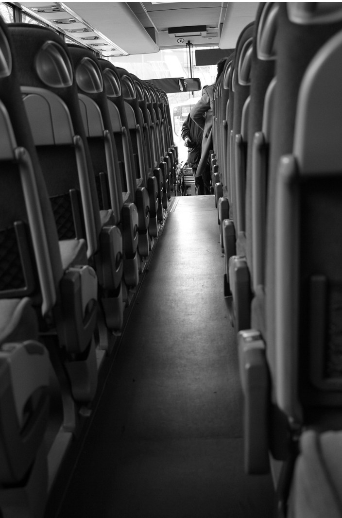 Kako Jedan Trenutak Dobrote Može Promeniti Život: Priča o Bebi u Autobusu