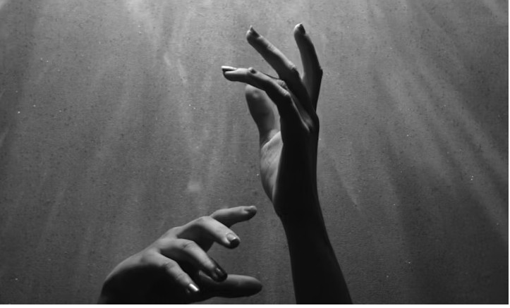 🎵 Djevojčica koja je svirala tišinu