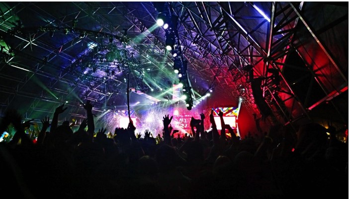 Neočekivan trenutak na koncertu Halida Muslimovića: Publika oduševljena reakcijom pjevača