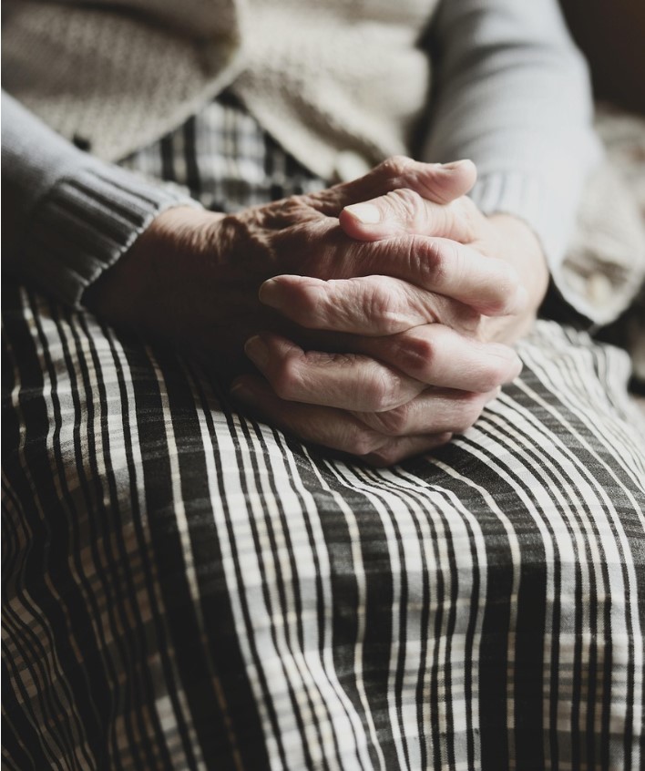 Kako jedno ćebe može čuvati uspomene, tajne i porodičnu ljubav