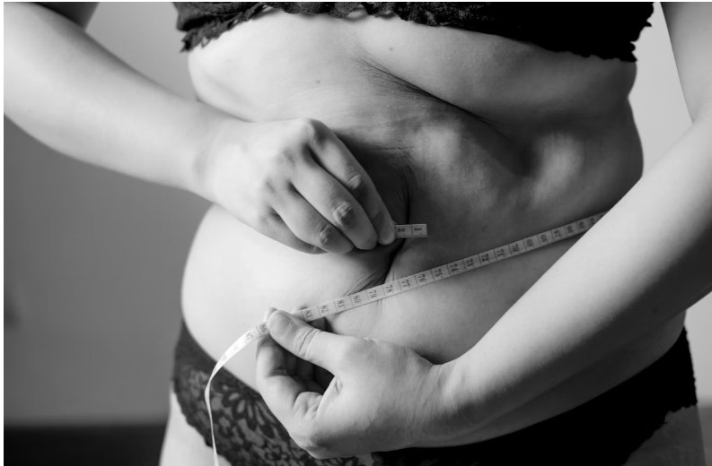 „Inspirativna transformacija Charity Pierce: Priča o hrabrosti, promenama i ličnoj snazi“