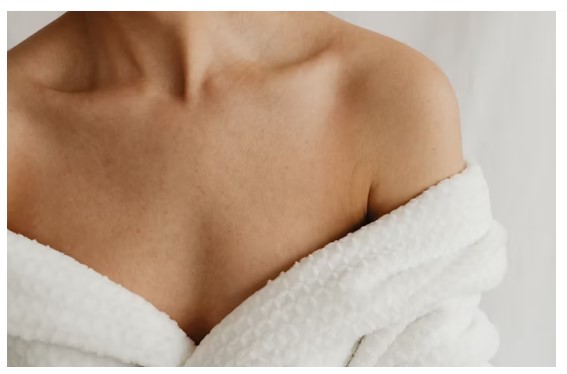 Da li veličina grudi govori o hormonskom zdravlju? Nauka kaže – ne.