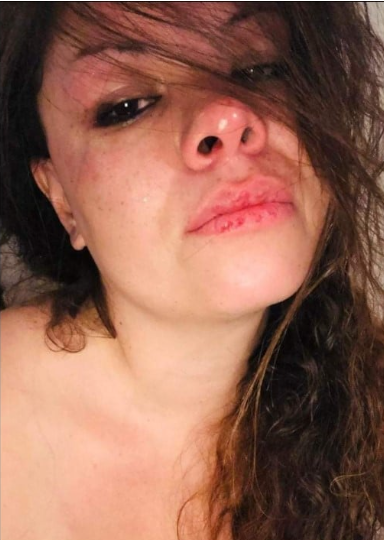 “Sinoć izađemo dečko i ja na kafu. “