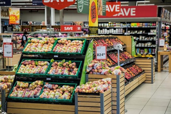 “Čekam ja na kasi u mega marketu u Čačku, kad dolazi djevojka”
